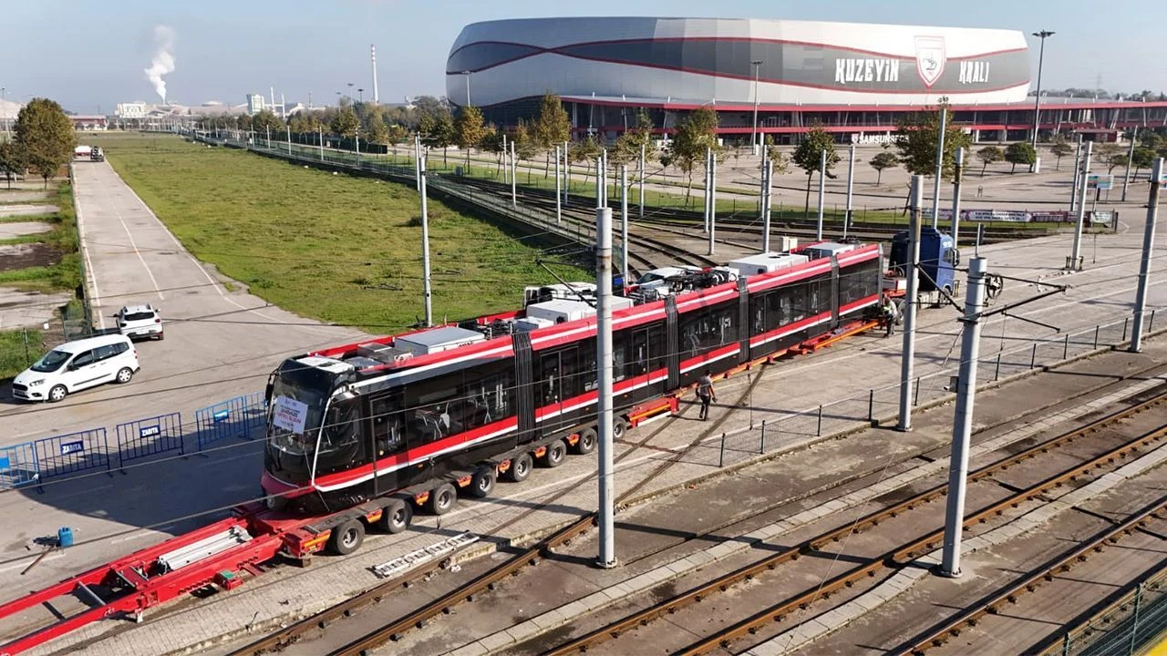 Samsun’a Yeni Tramvay Geldi! 402 Yolcu Kapasiteli Araç İçin Gözler O Tarihte